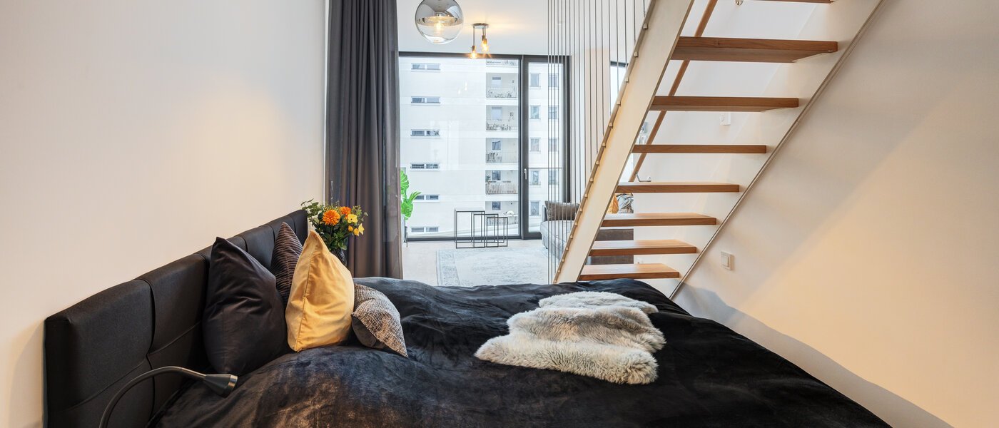 attico con terrazzo München Neuhausen 01 zona notte 14699