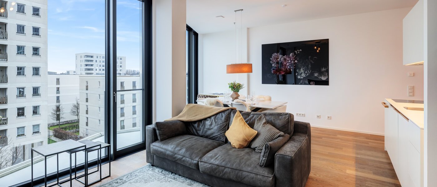 attico con terrazzo München Neuhausen 03 zona living 14699