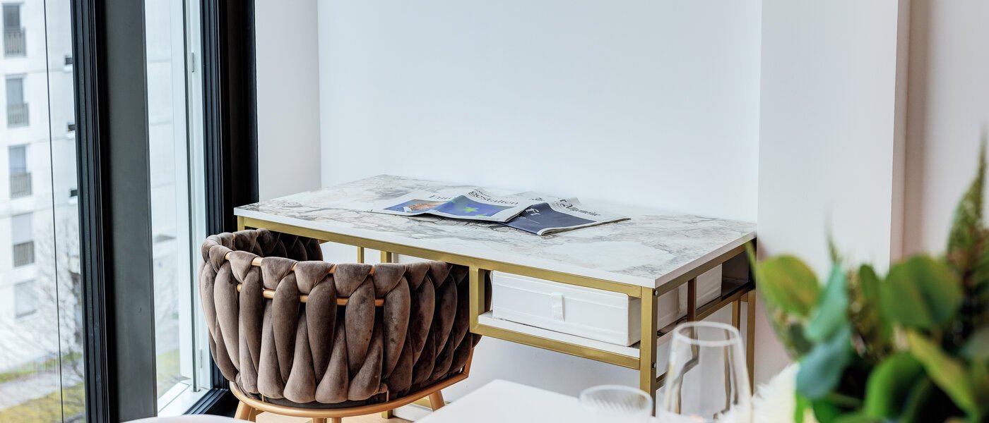 attico con terrazzo München Neuhausen 04 zona living 14699