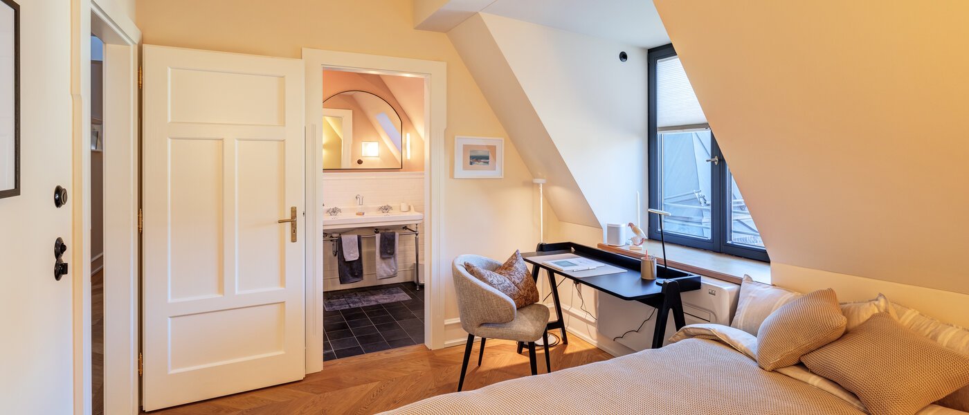 attico München Neuhausen 01 2° camera da letto 14709