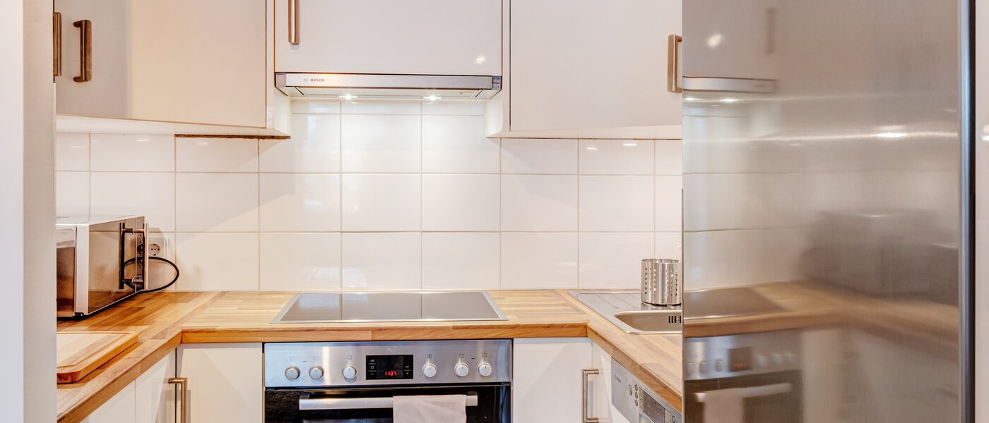 appartamento München Schwabing (links der Leopoldstraße) 01 cucina 14718