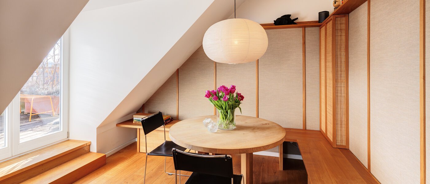 attico con terrazzo München Haidhausen 01 zona pranzo 14748