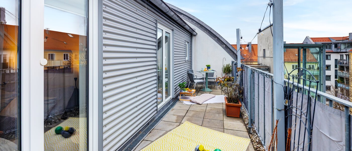 attico con terrazzo München Maxvorstadt 01 1° terrazza sul tetto 14758