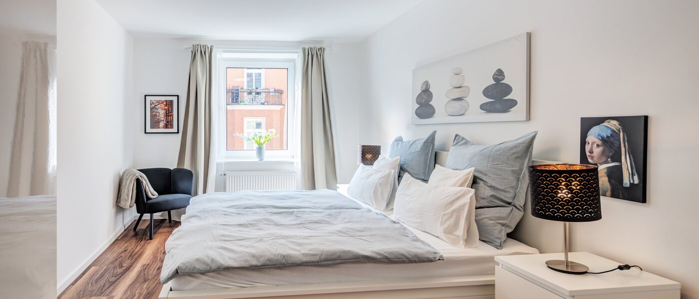 appartamento München Isarvorstadt 01 camera da letto 14764