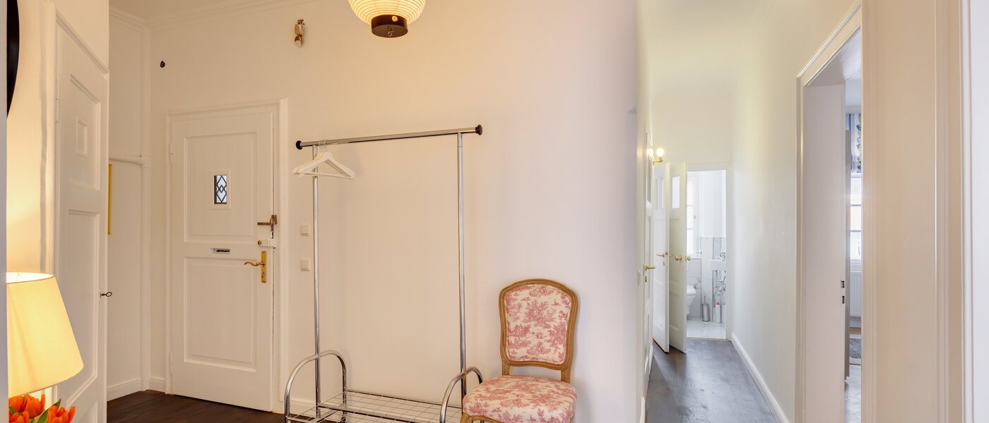 appartamento München Maxvorstadt - Rund um den Josephplatz 02 ingresso/corridioio 14777