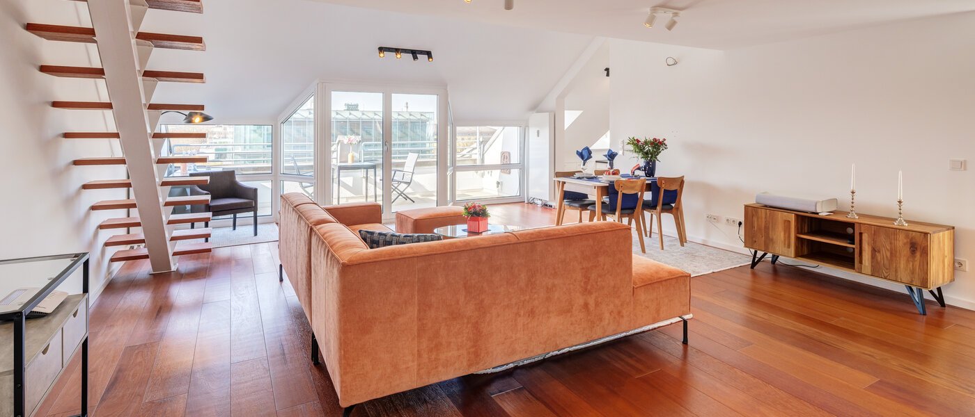 maisonnette con galleria München Maxvorstadt 02 zona living 14785