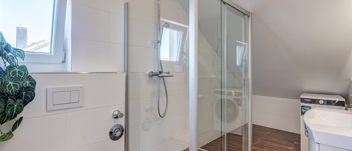 attico con terrazzo Aschheim 02 bagno 14787