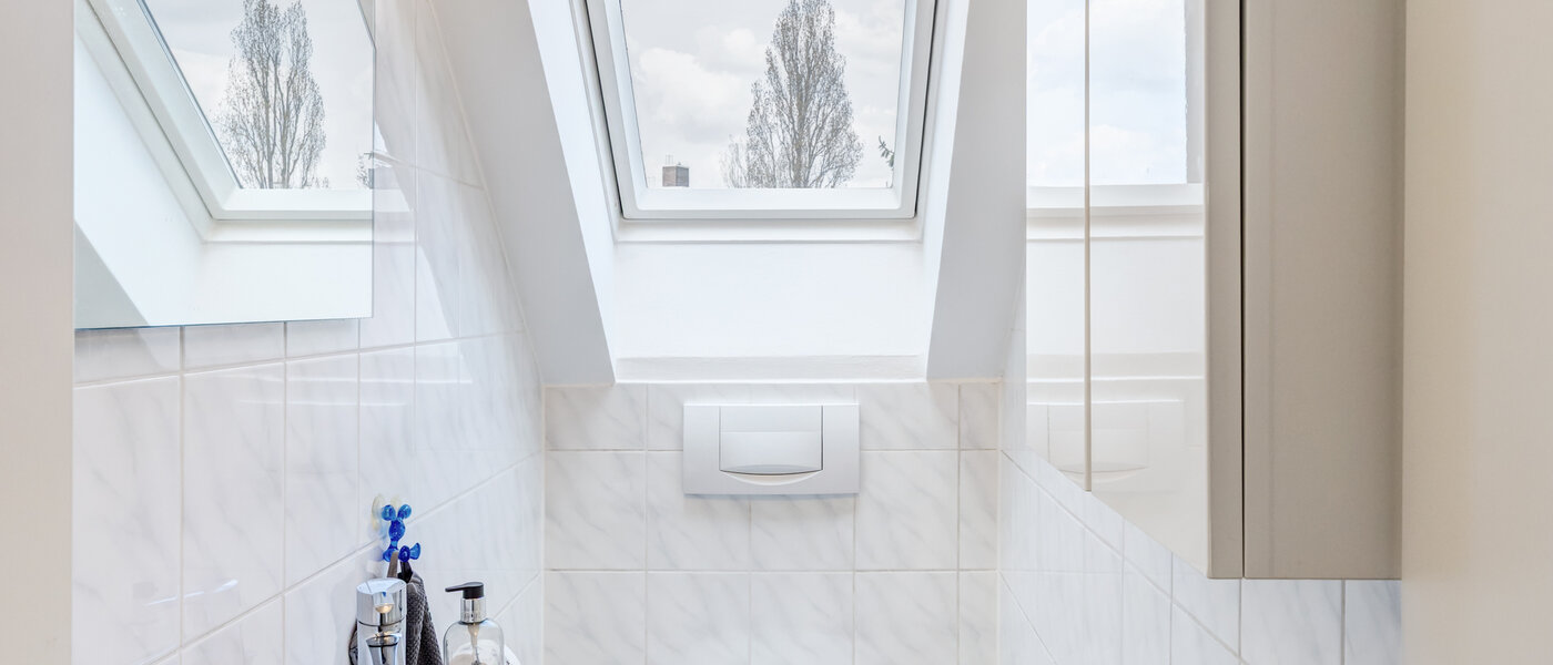 attico con terrazzo München Moosach 01 toilette per gli ospiti 14797