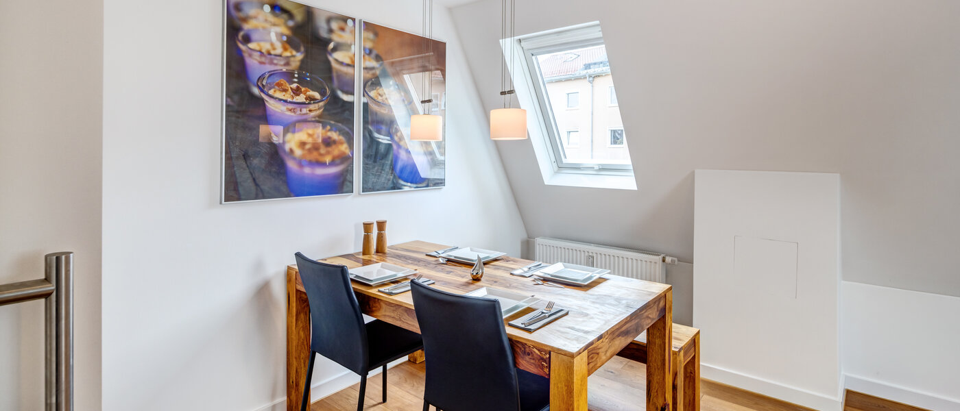 attico con terrazzo München Moosach 01 sala da pranzo 14797