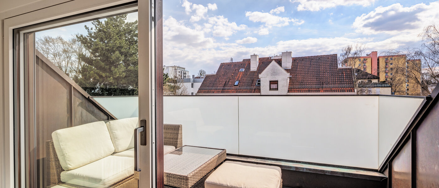 attico con terrazzo München Moosach 02 terrazza sul tetto 14797