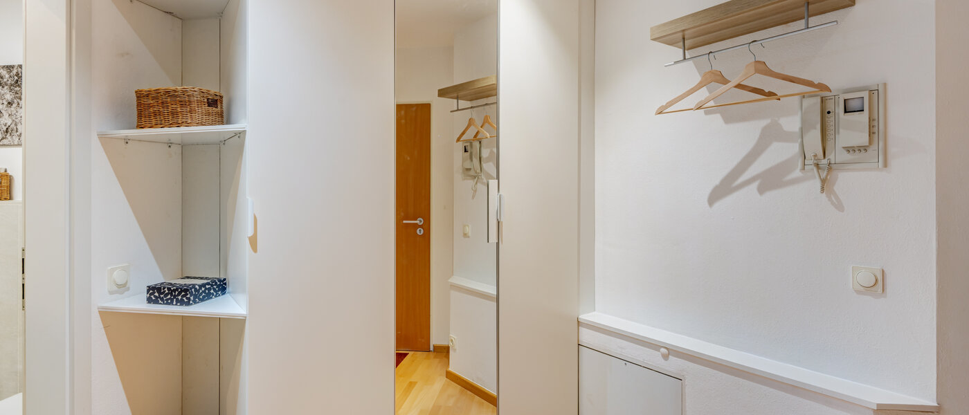 appartamento München Bogenhausen 02 ingresso/corridioio 14798