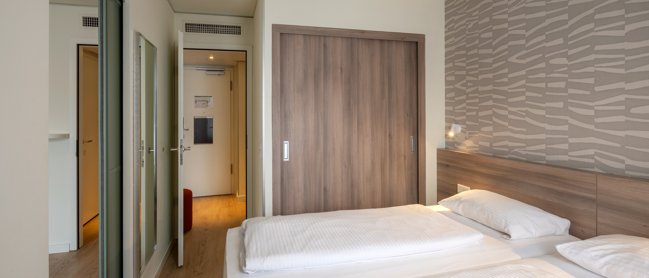 appartamento München Schwanthalerhöhe 02 camera da letto 14817