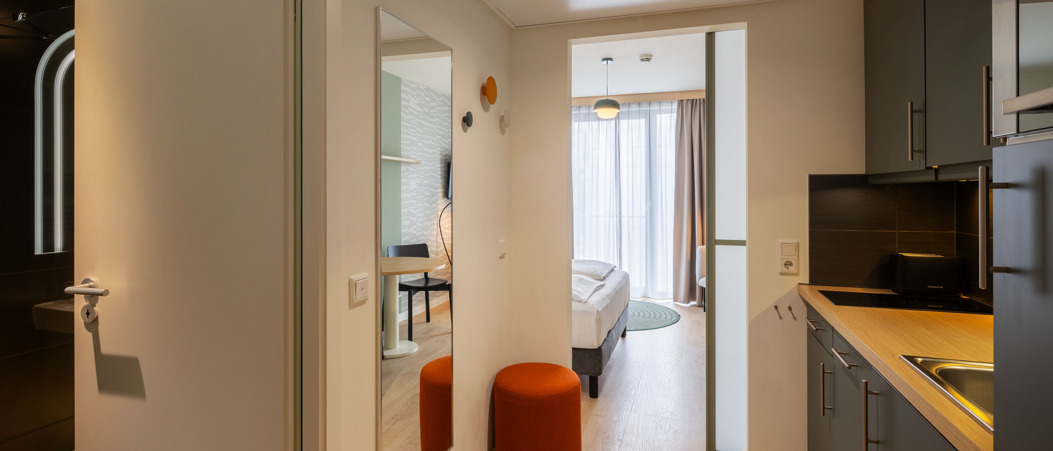 appartamento München Schwanthalerhöhe 01 ingresso/corridioio 14824