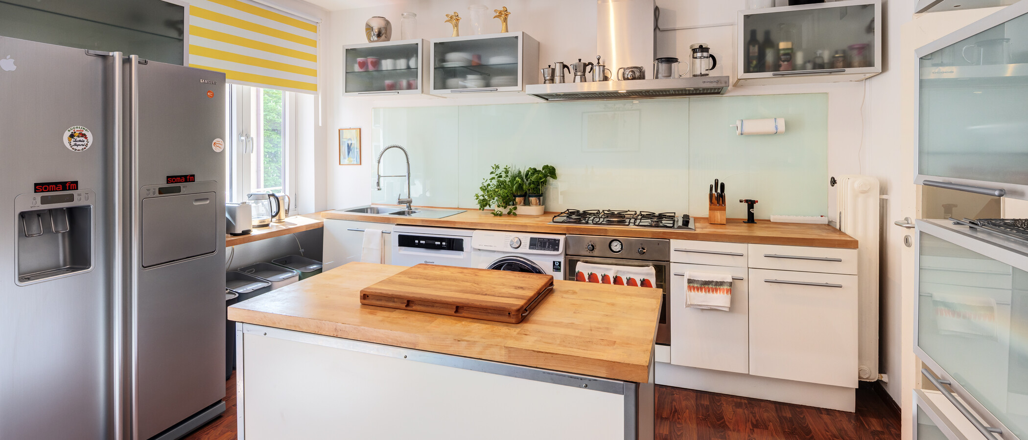 appartamento München Schwabing (links der Leopoldstraße) 02 cucina 14839