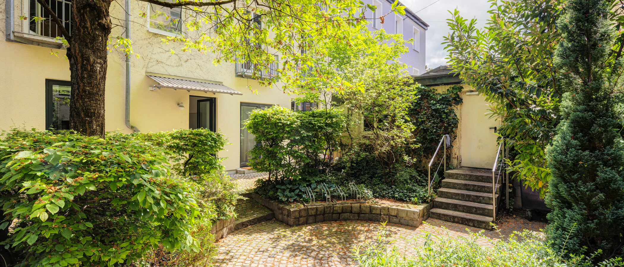 appartamento München Glockenbachviertel 01 cortile interno  14849