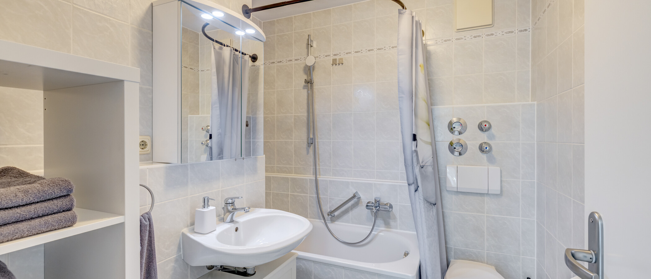 appartamento München Untermenzing 01 bagno 14866