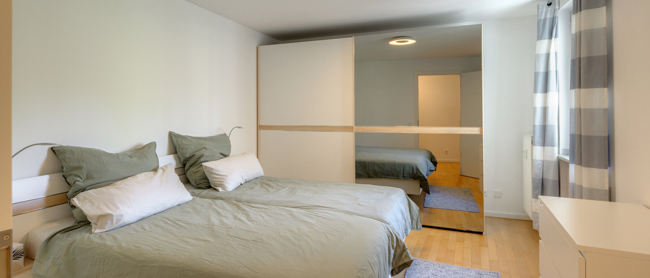 appartamento München Harlaching 01 camera da letto 14867