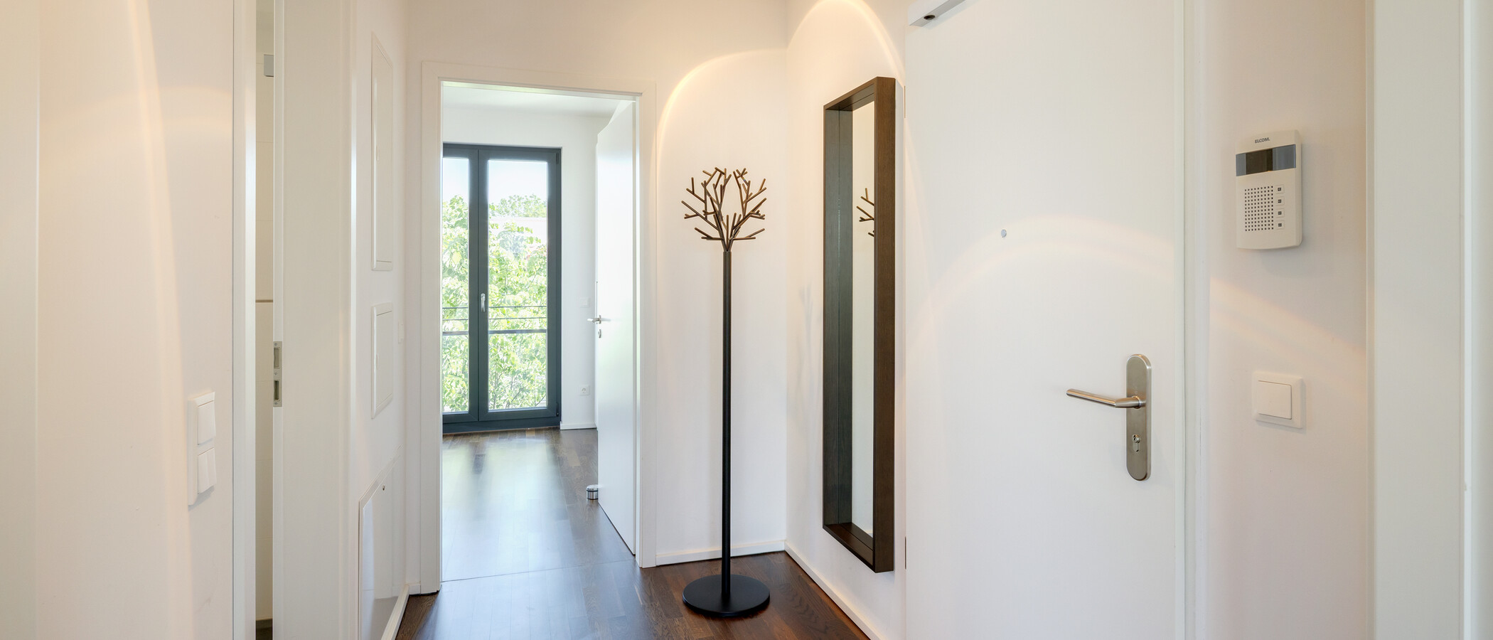 attico con terrazzo München Altbogenhausen 01 ingresso/corridioio 14872