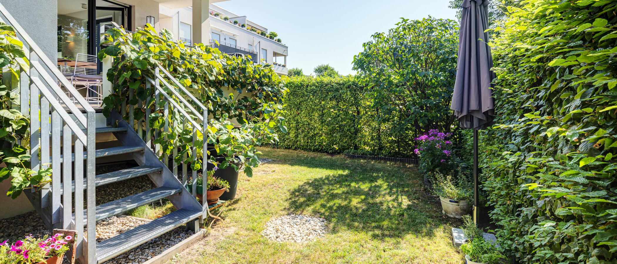 maisonette München Oberföhring 01 giardino 14969