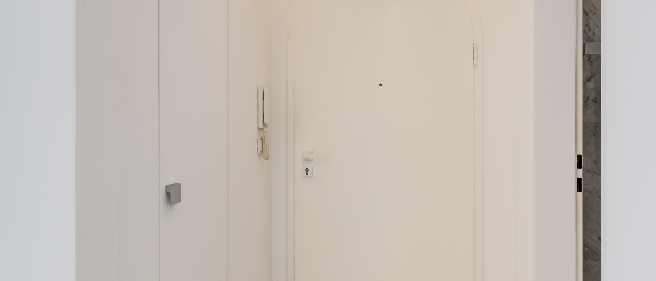 penthouse München Bogenhausen 03 ingresso/corridioio 14972