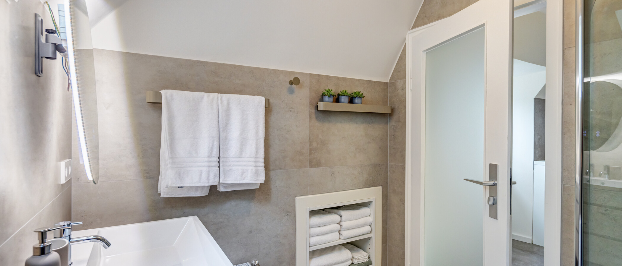 attico München Harlaching 02 bagno 14993