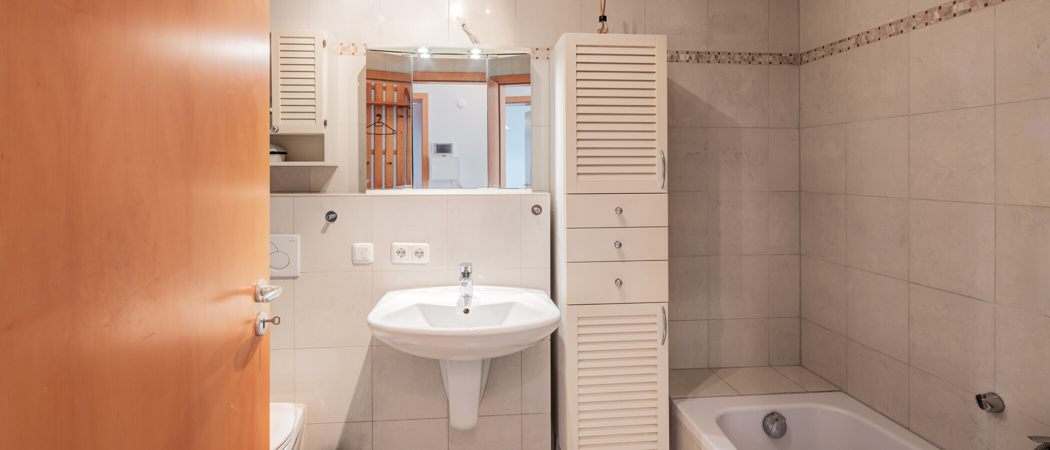 appartamento con giardino München Feldmoching 02 bagno 15007