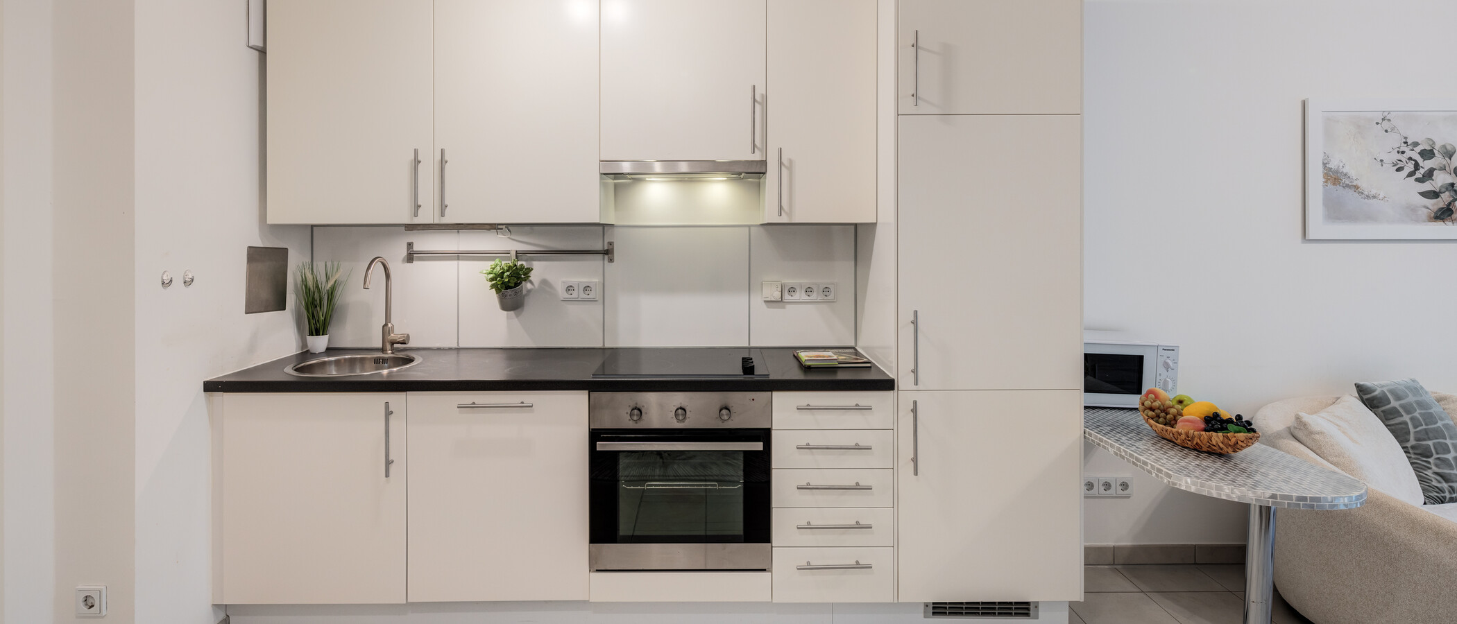 appartamento München Neuhausen 01 cucina 15009