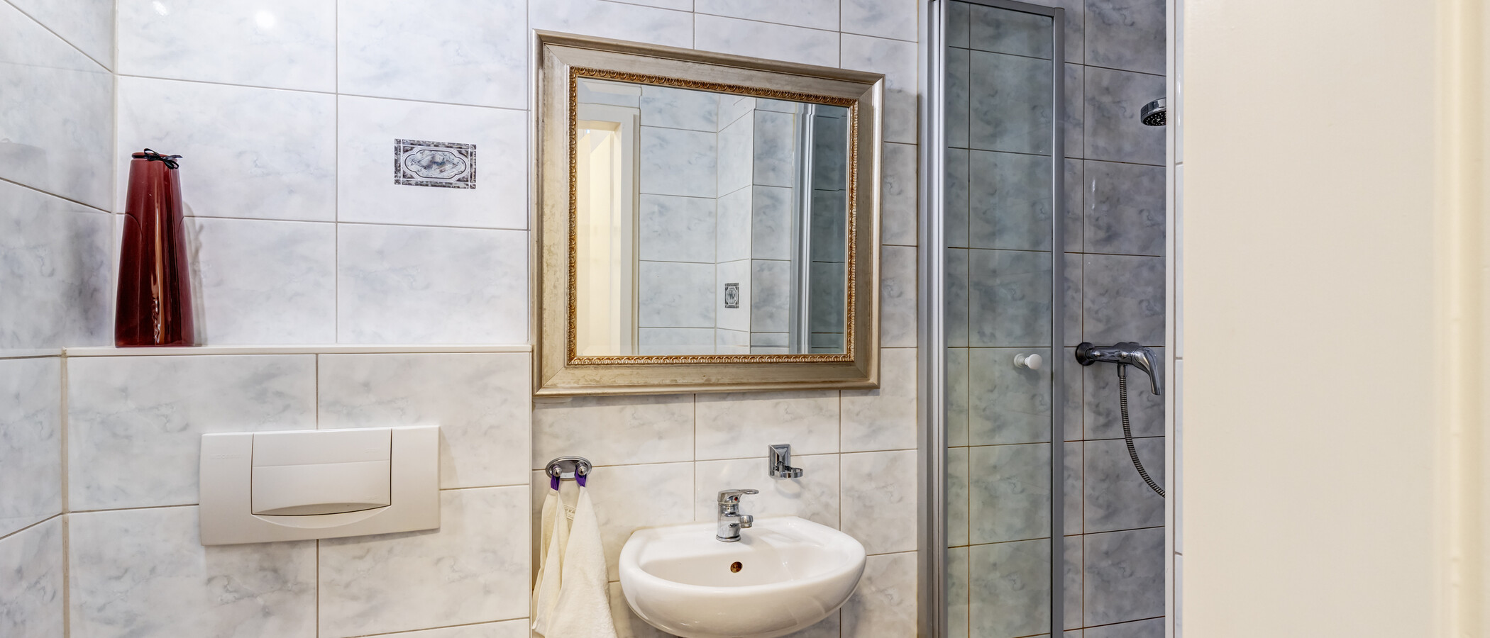 attico con terrazzo München Moosach 01 2° bagno 15028
