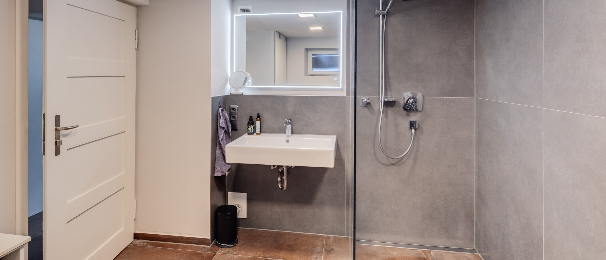 casa a schiera ad angolo München Nymphenburg 01 2° bagno 15047