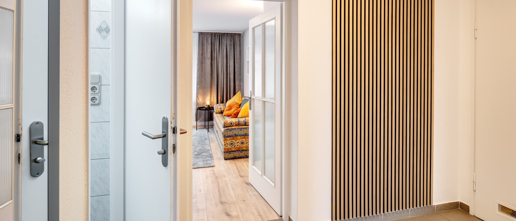 appartamento München Maxvorstadt - Rund um den Josephsplatz 02 ingresso/corridioio 1522