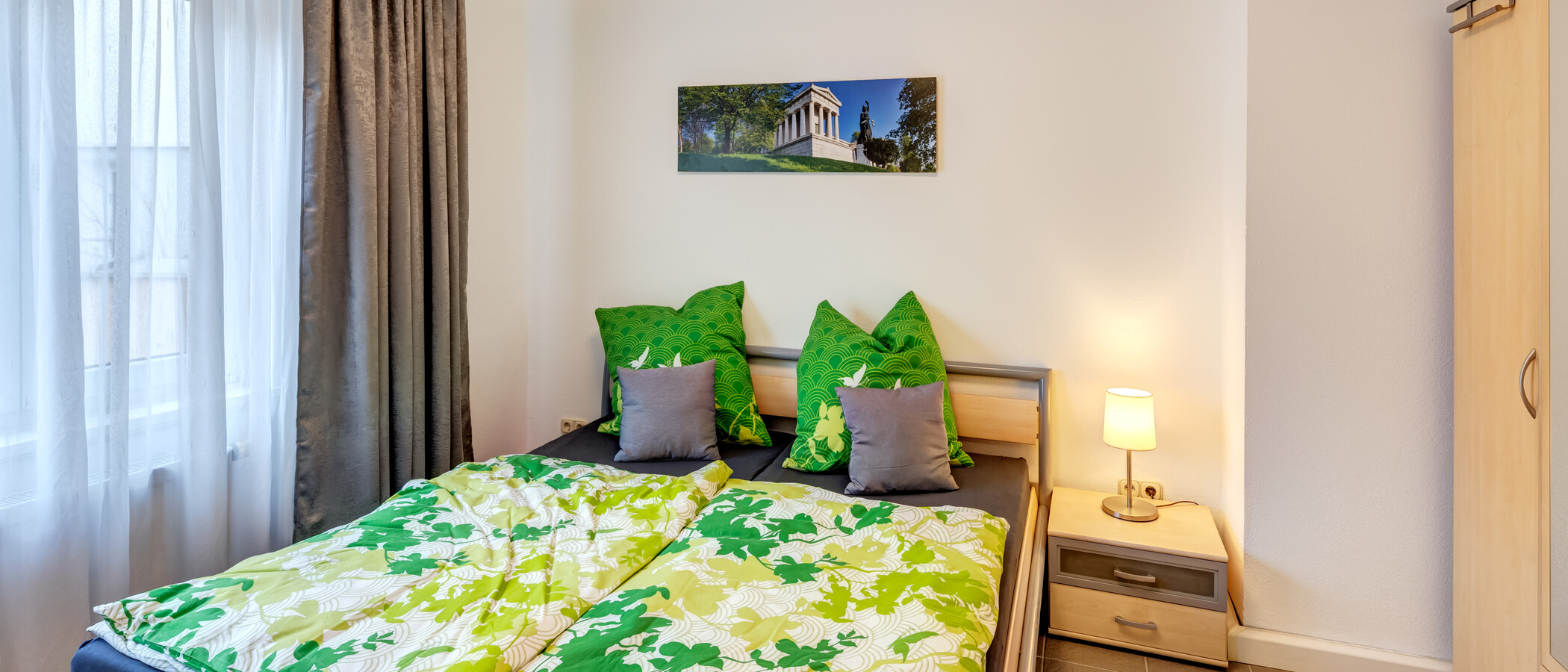 appartamento München Maxvorstadt - Rund um den Josephsplatz 02 camera da letto 1522