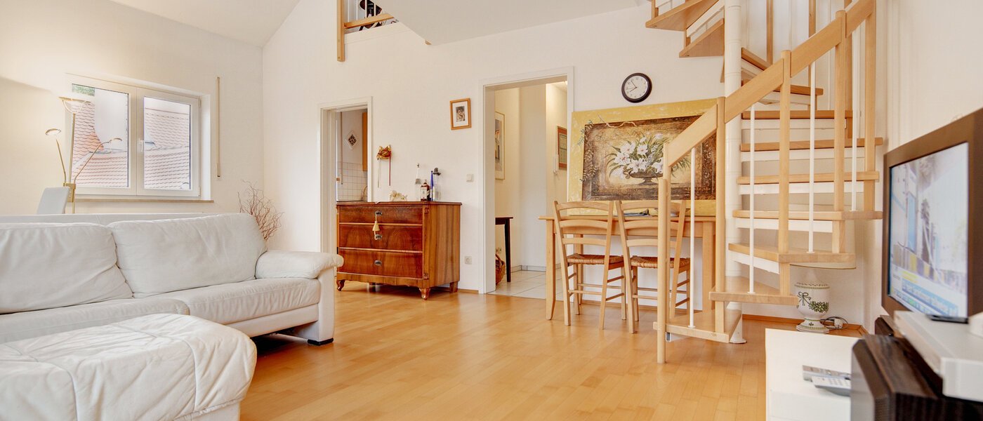 maisonette München Waldtrudering 03 soggiorno 1557