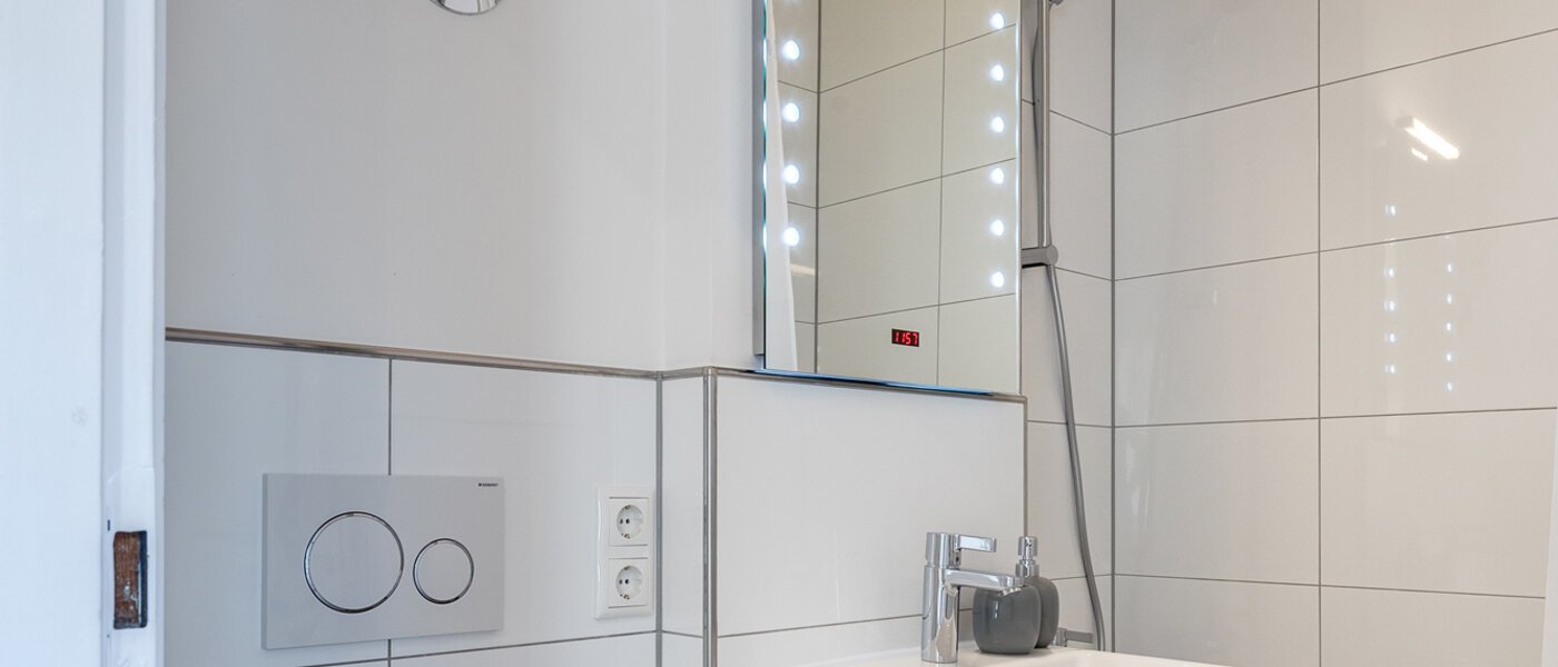 appartamento München Schwabing-Georgenschwaige 01 bagno 1561