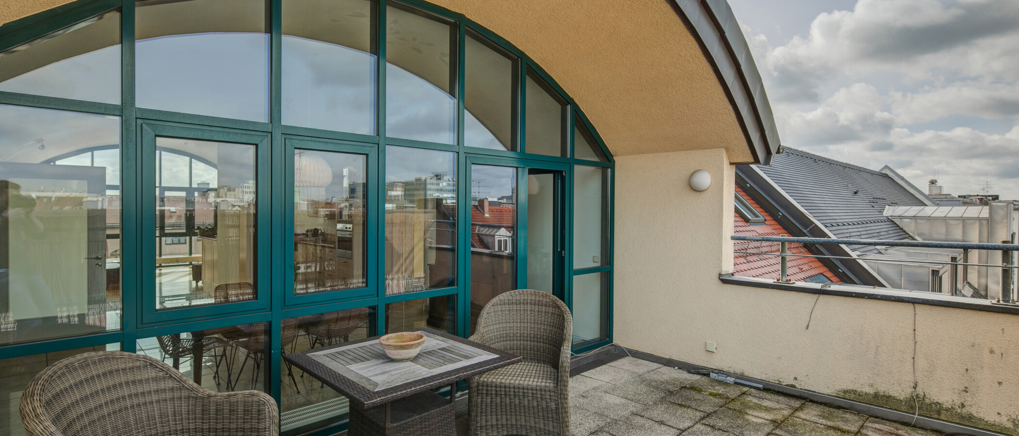 attico con terrazzo München Maxvorstadt - Westen 01 terrazza 1607