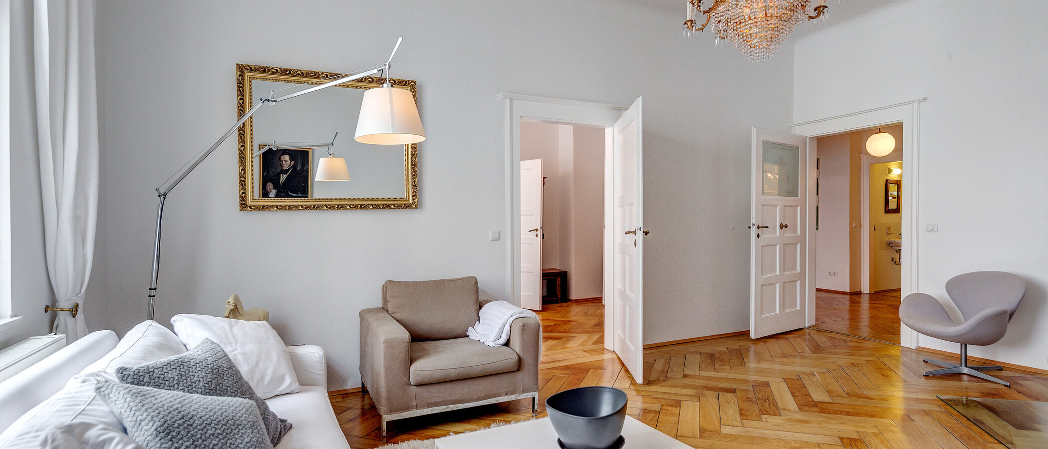 appartamento München Schwabing (links der Leopoldstraße) 04 soggiorno 1624