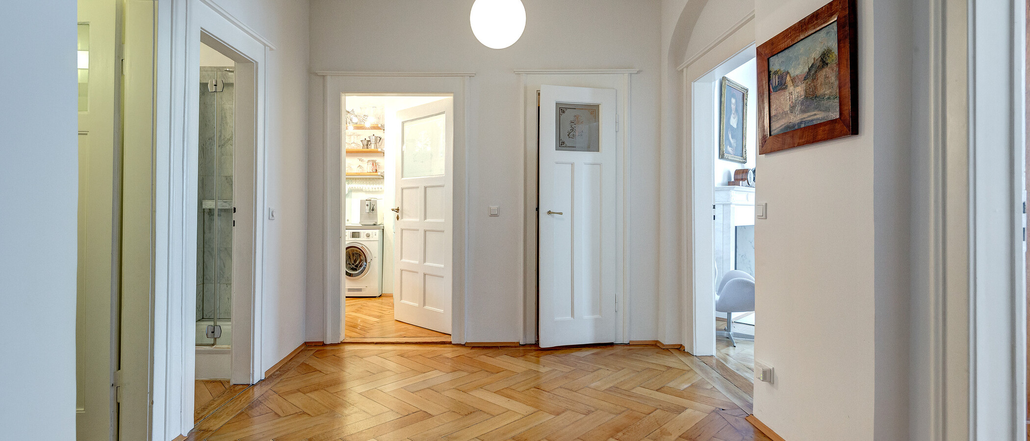 appartamento München Schwabing (links der Leopoldstraße) 03 ingresso/corridioio 1624
