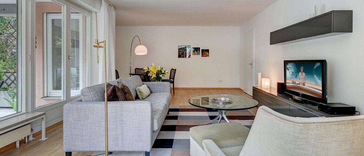 appartamento München Altbogenhausen 04 soggiorno 1627