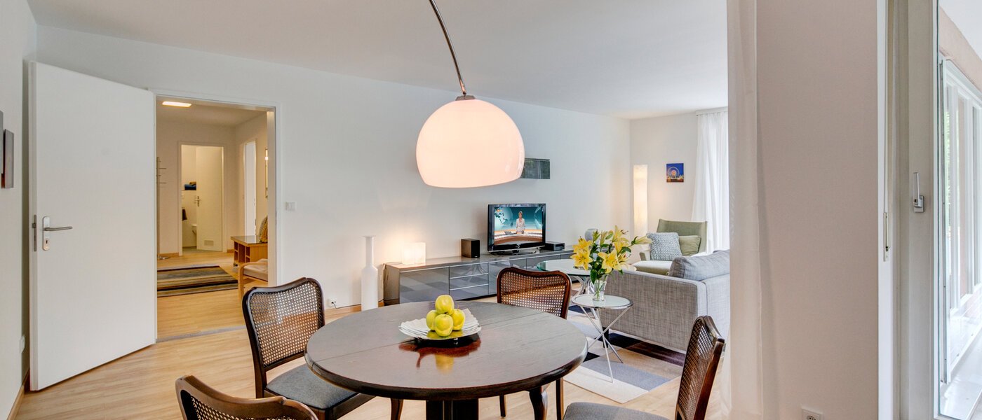appartamento München Altbogenhausen 05 soggiorno 1627
