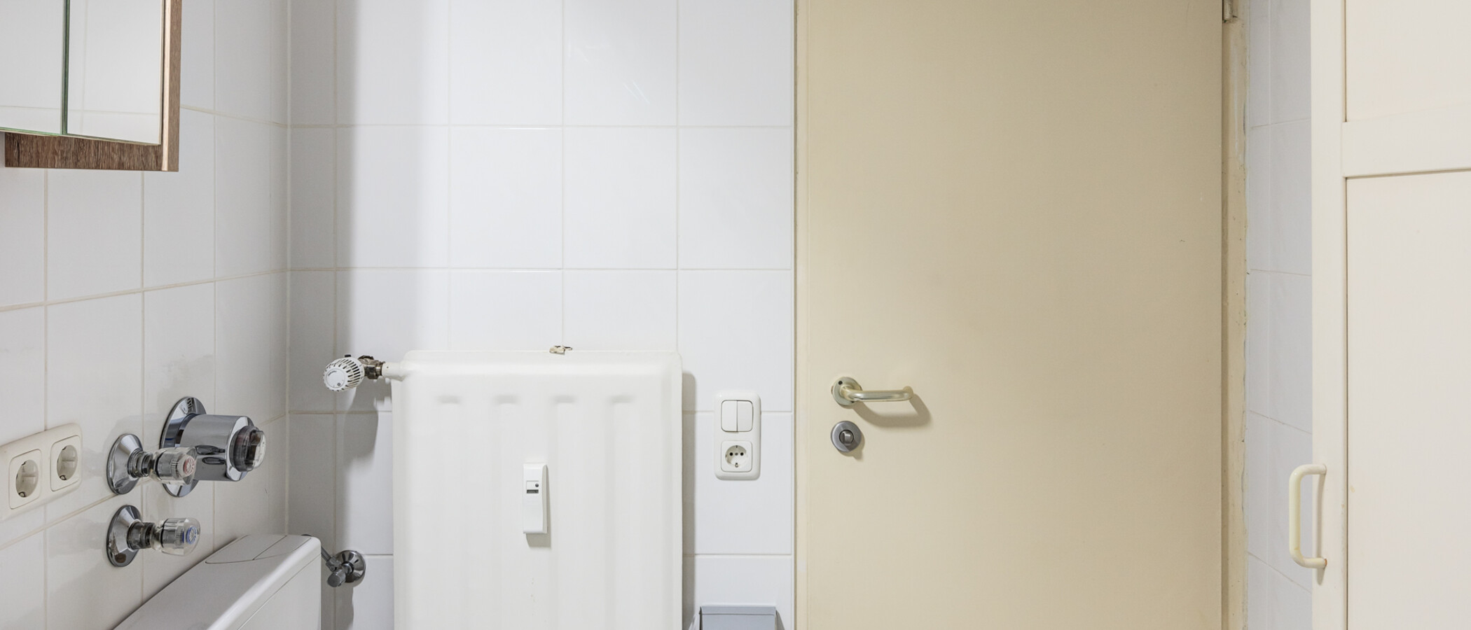 appartamento München Schwabing (links der Leopoldstraße) 02 bagno 1660
