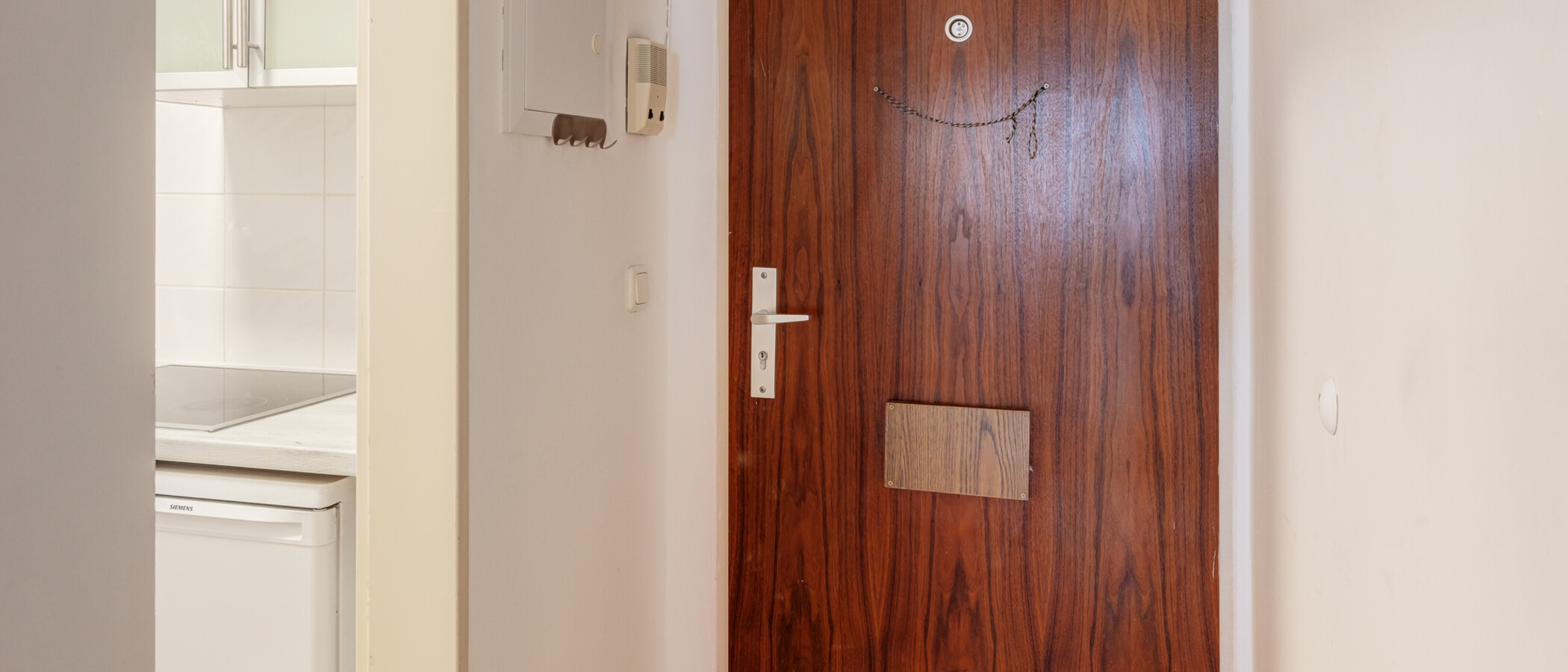 appartamento München Schwabing (links der Leopoldstraße) 03 ingresso/corridioio 1660