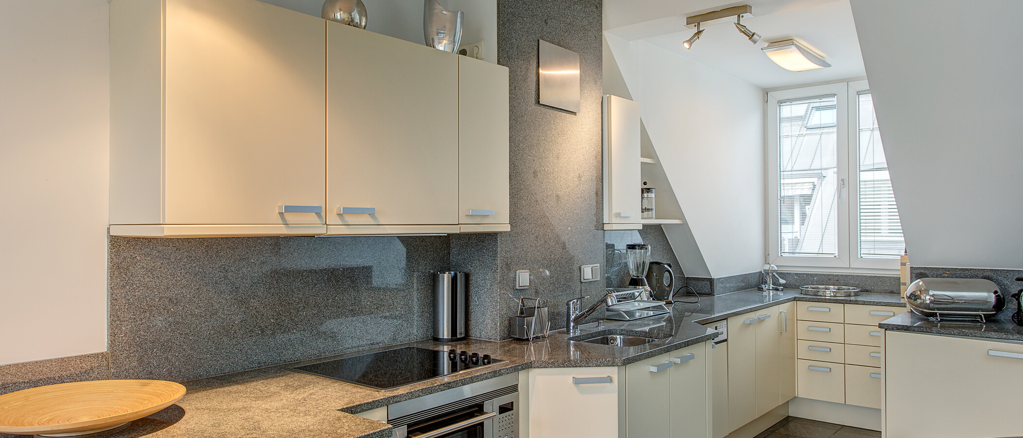 maisonette München Schwabing (rechts der Leopoldstraße) 01 cucina 2018