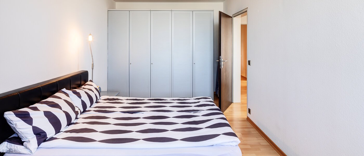 appartamento München Haidhausen 03 camera da letto 2047