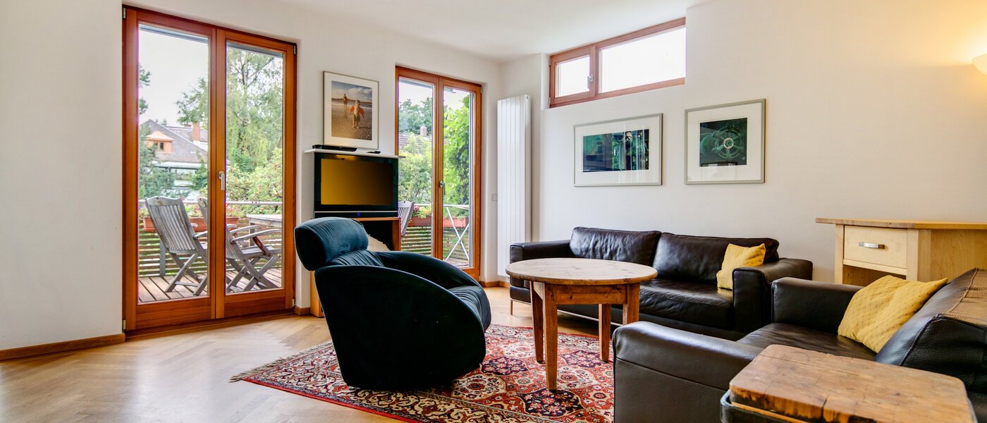 appartamento München Großhadern 02 soggiorno 2051