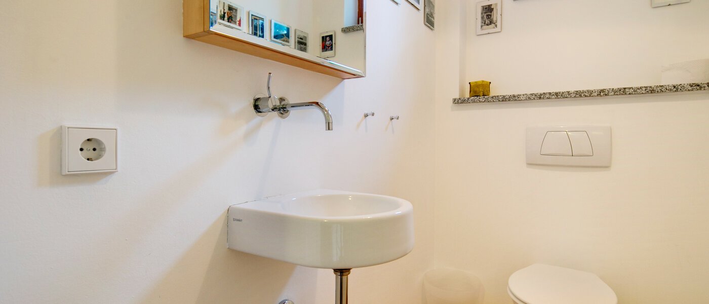 appartamento München Großhadern 01 toilette separata 2051