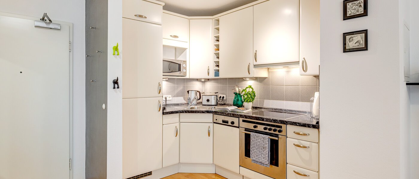 appartamento München Johanneskirchen 02 cucina 2079