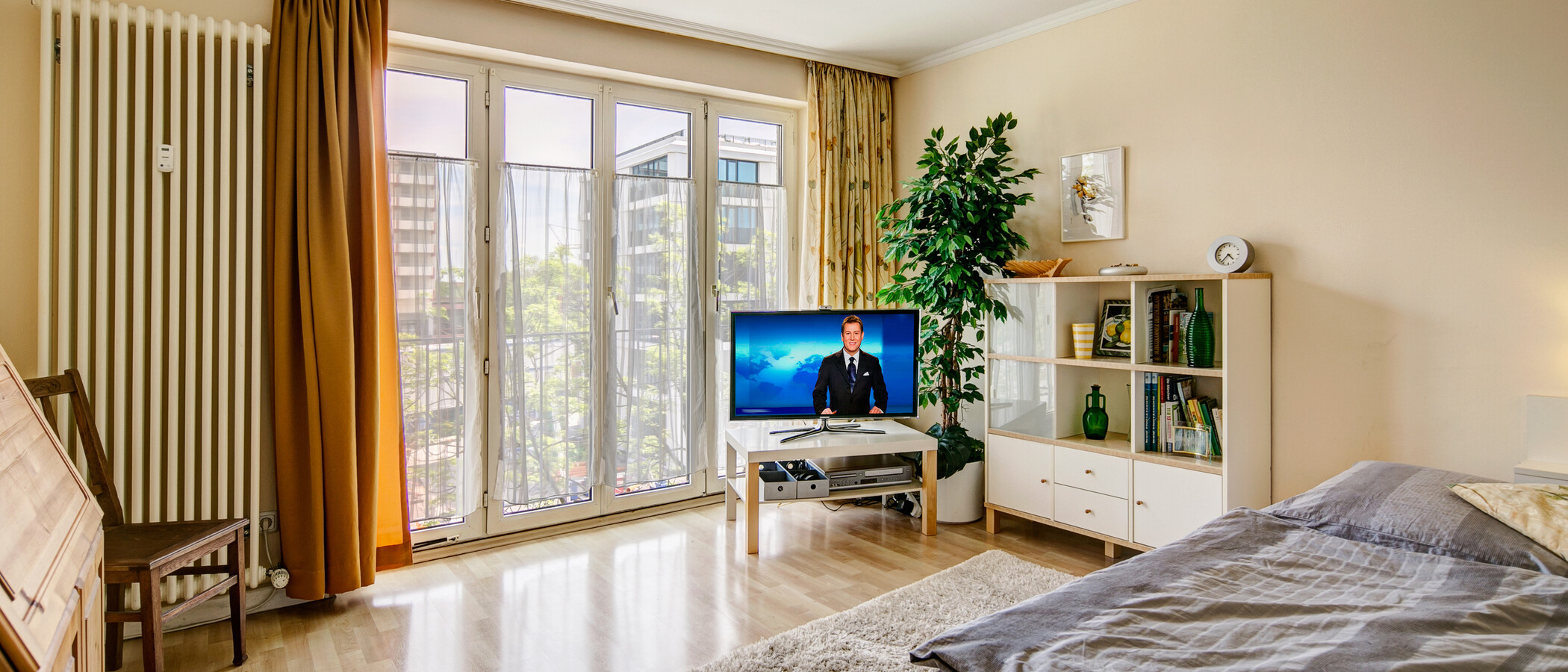 appartamento München Schwabing (links der Leopoldstraße) 01 soggiorno 2236