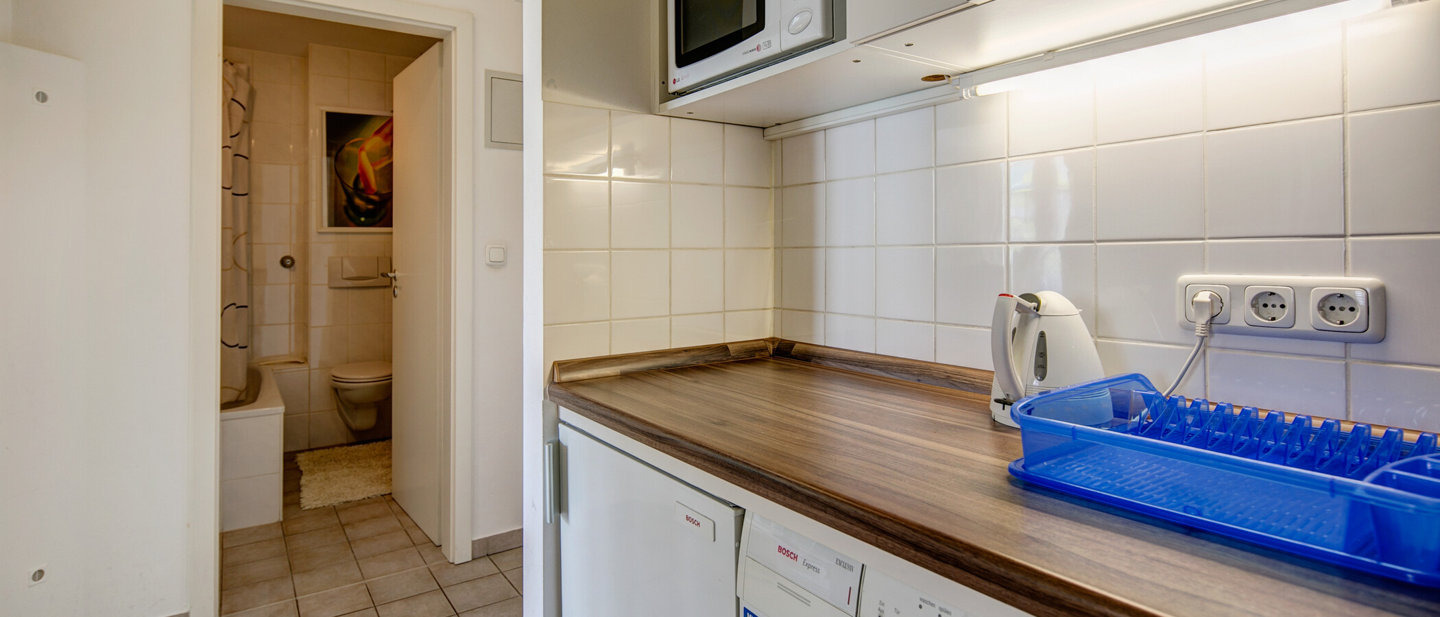 appartamento München Schwabing (links der Leopoldstraße) 03 cucina 2236