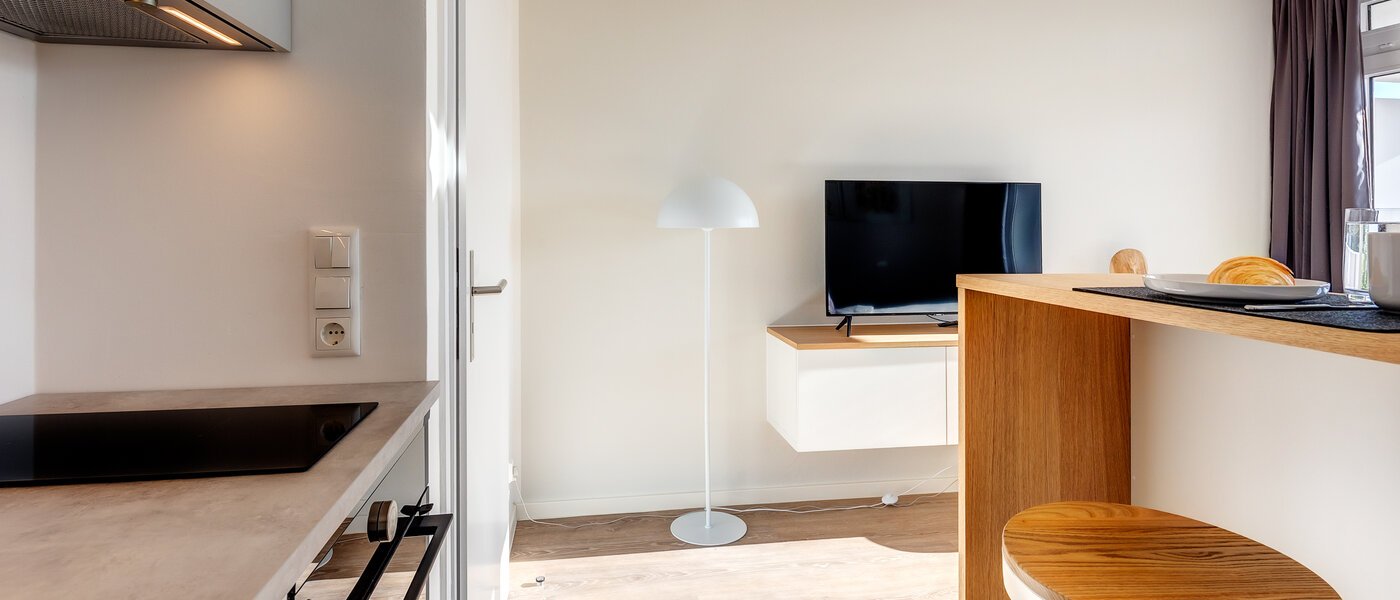 abitazione München Schwabing-Nord (zw. Leopoldstraße & Englischen Garten) 04 cucina 2242