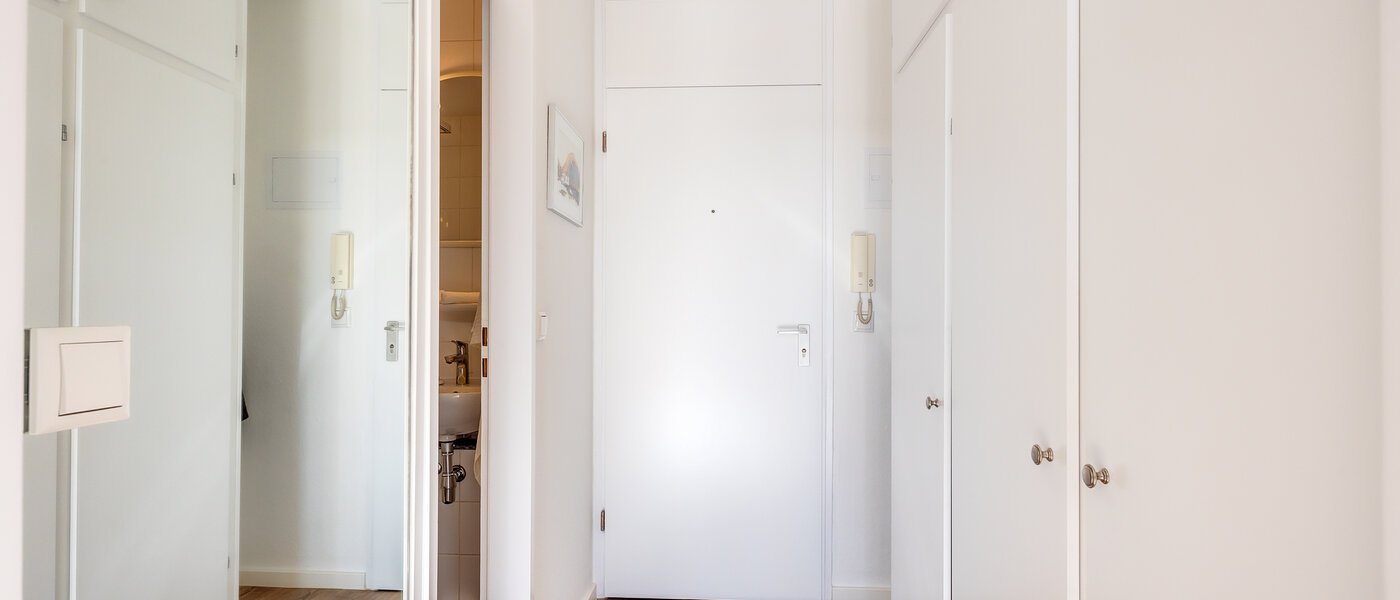 abitazione München Schwabing-Nord (zw. Leopoldstraße & Englischen Garten) 01 ingresso/corridioio 2242