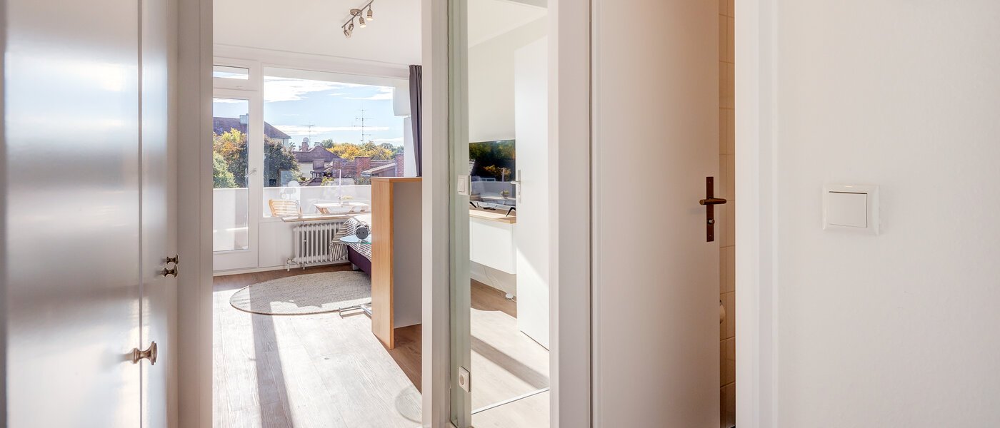 abitazione München Schwabing-Nord (zw. Leopoldstraße & Englischen Garten) 02 ingresso/corridioio 2242